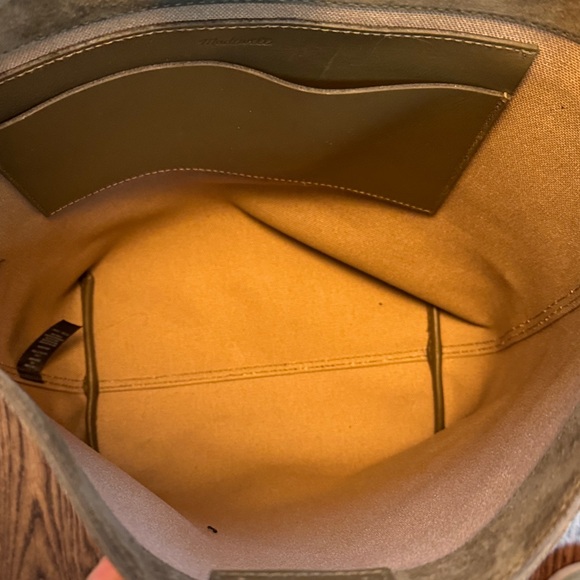 Madewell Essential Olive Green Suede Shoulder Bucket Tote Bag - Picture 8 of 12